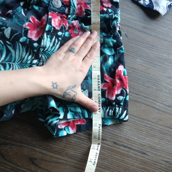 SO women's shorts size 0 - Picture 4 of 7